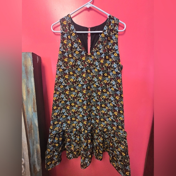 Floral Sleeveless Dress - Picture 1 of 13